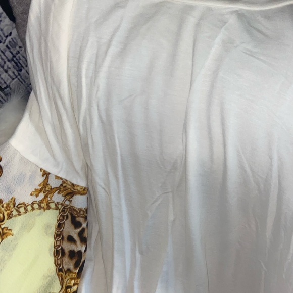 Balloon Sleeve Chain Print Top - Picture 6 of 6